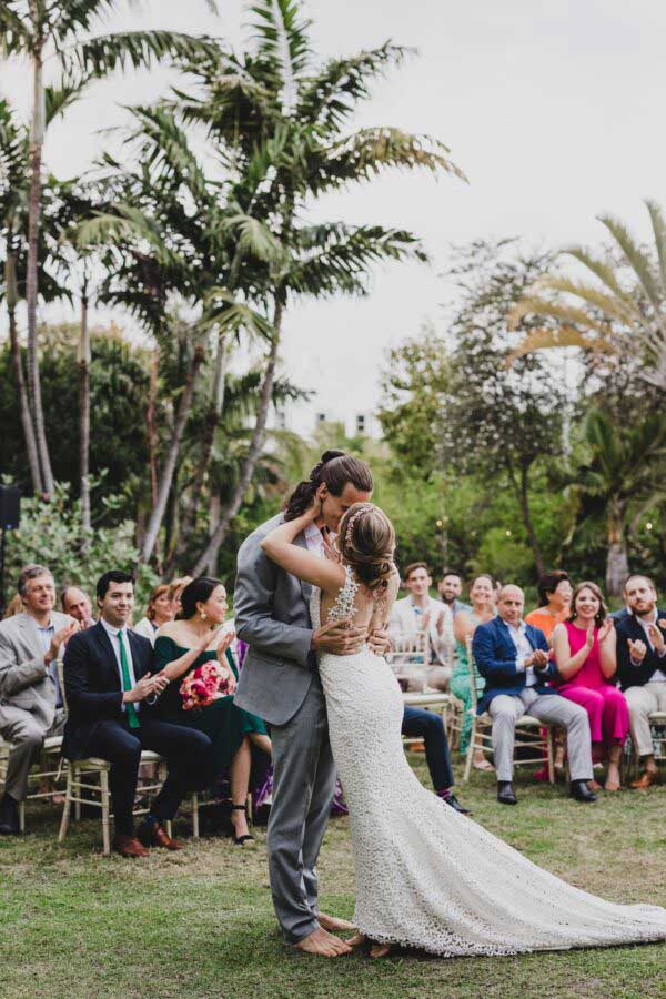 wedding couple kissing each other